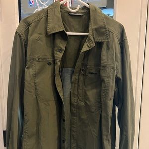 Sitka button down in excellent condition